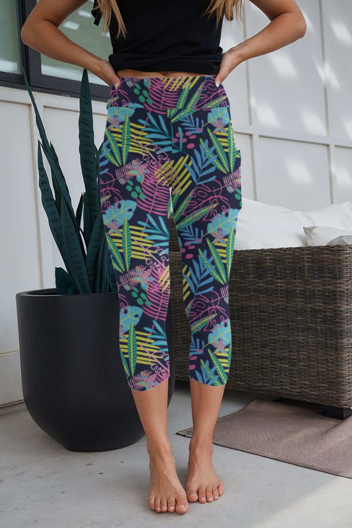 Vivid Oasis Capris With Pockets