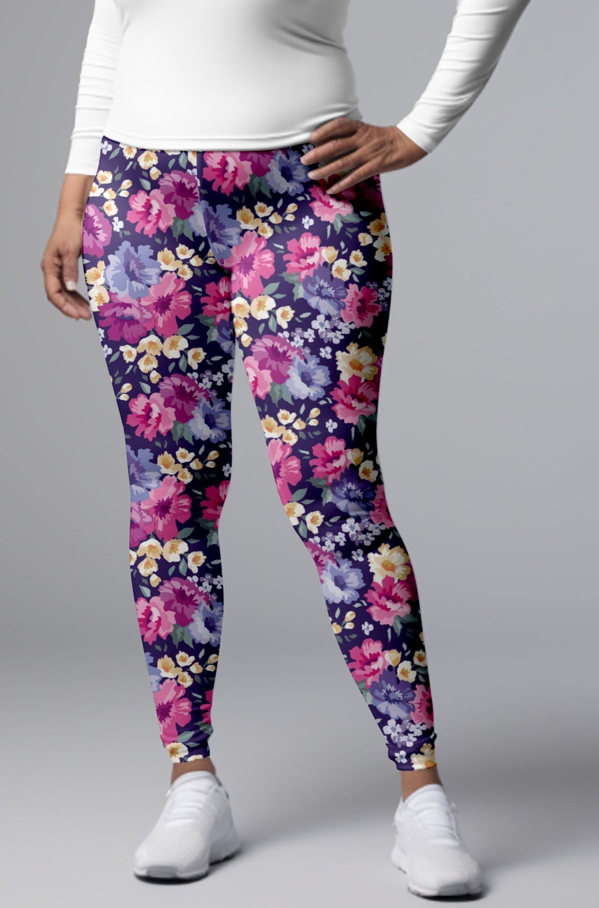 Blossom Bliss Leggings – Soft Floral Designs for Chic Look