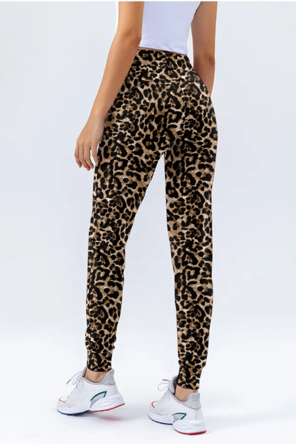 #color_leopard_jogger